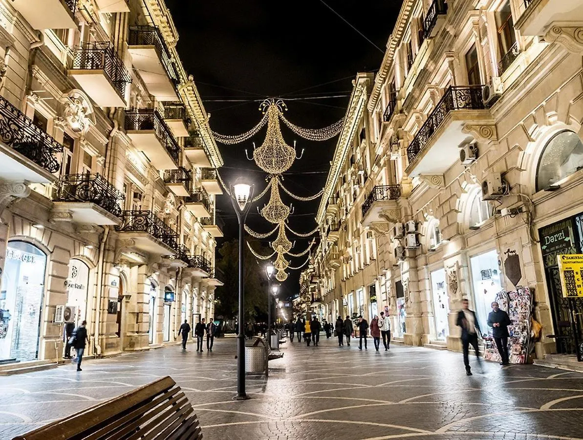 Apartment In Boulevard Baku 0*,